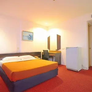 Oriental Hotel